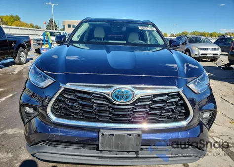 2021 Toyota Highlander Hybrid Limited z USA, uszkodzony, nr VIN 5TDXBRCH8MS054602